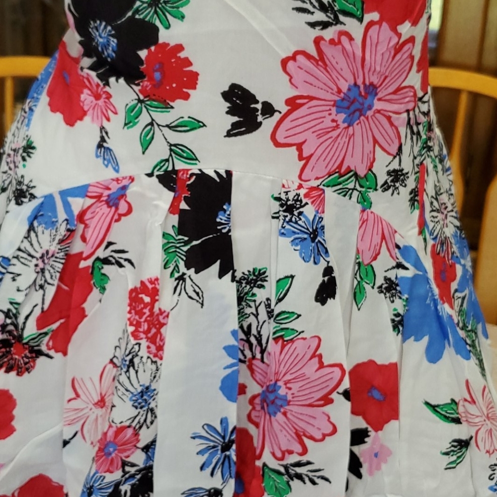 HOST PICK OMG Check This Dress Out! - Picture 10 of 12